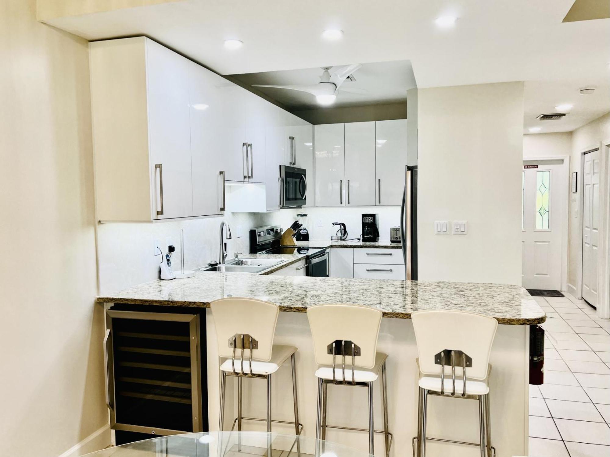 ג'ורג' טאון Regal Beach Club חדר תמונה